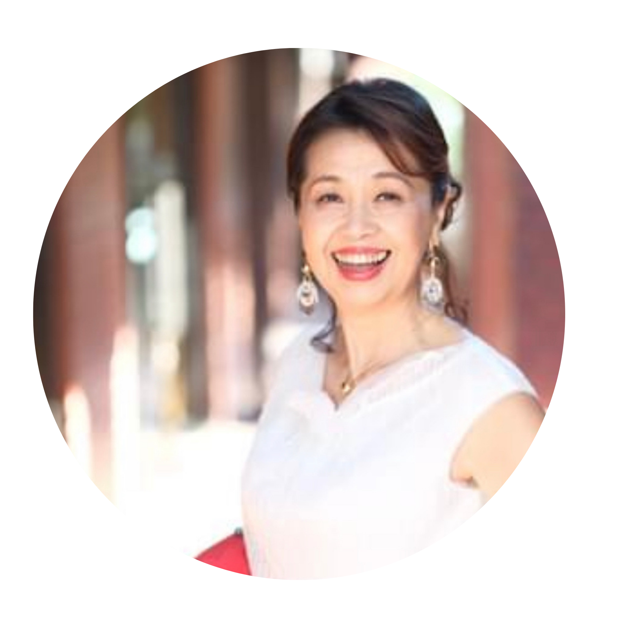 松尾とも子さん。アクセサリー作家・セラピスト・料理家。千葉県。